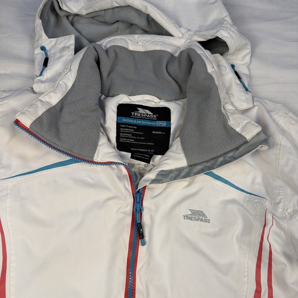 Trespass Protekt Waterproof Windproof, Ski Snow Hooded White Jacket Women's Sz L - Picture 3 of 16